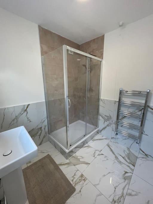 Whole House Modern Two Bedroom In Newcastle - Free Parking Exterior foto